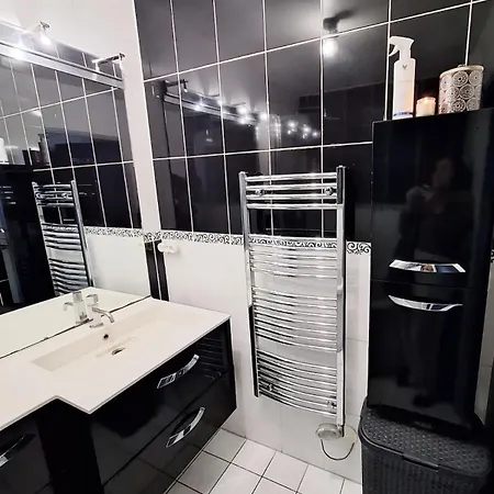 Appartement Hyeres アパート *